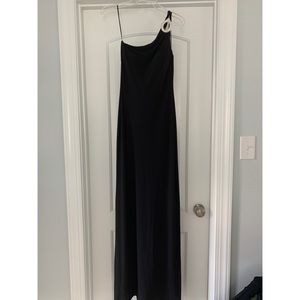Cache formal dress